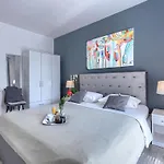Canaria 2 By Interhome Pola