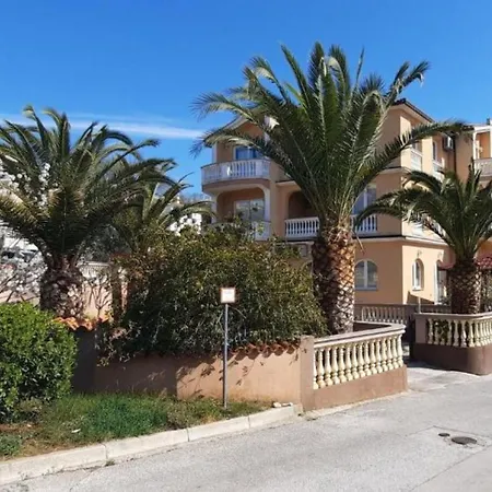 Canaria 2 By Interhome * Pula