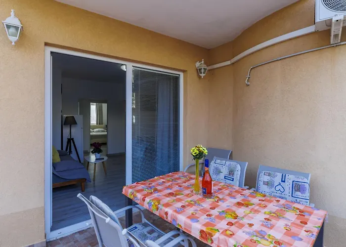 Canaria 2 By Interhome