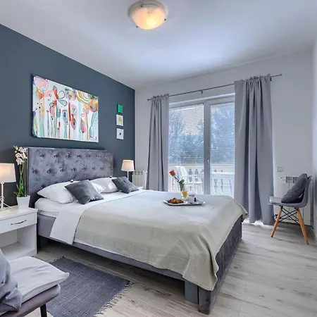 Canaria 2 By Interhome *