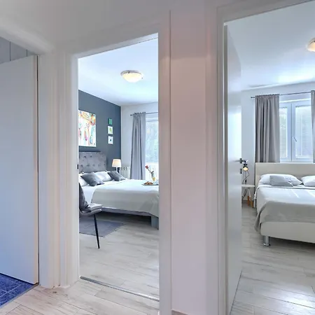 Canaria 2 By Interhome Apartment Pula