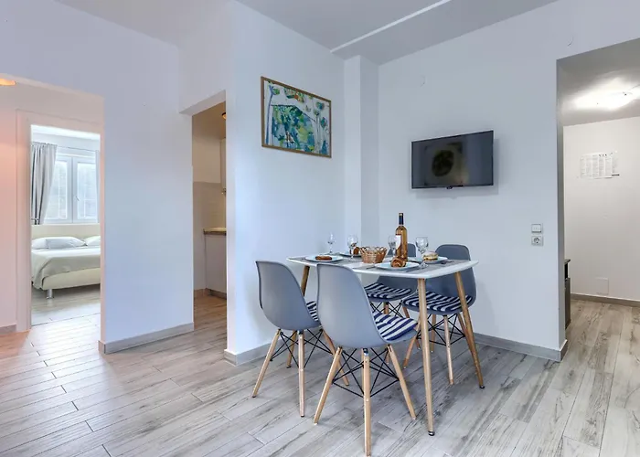 Canaria 2 By Interhome Apartament Pula