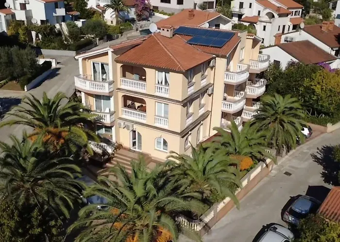 Canaria 2 By Interhome